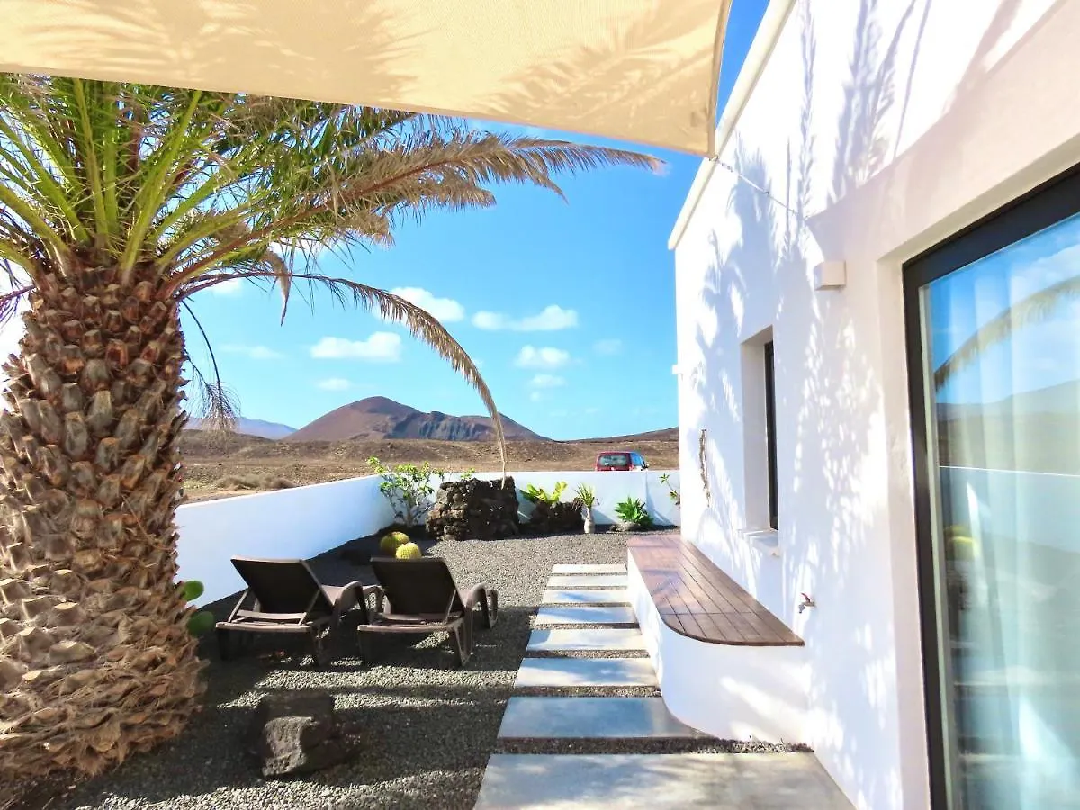 Casa Nusa La Santa Apartamento